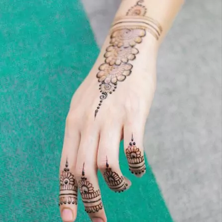 mehndi design simple and easy